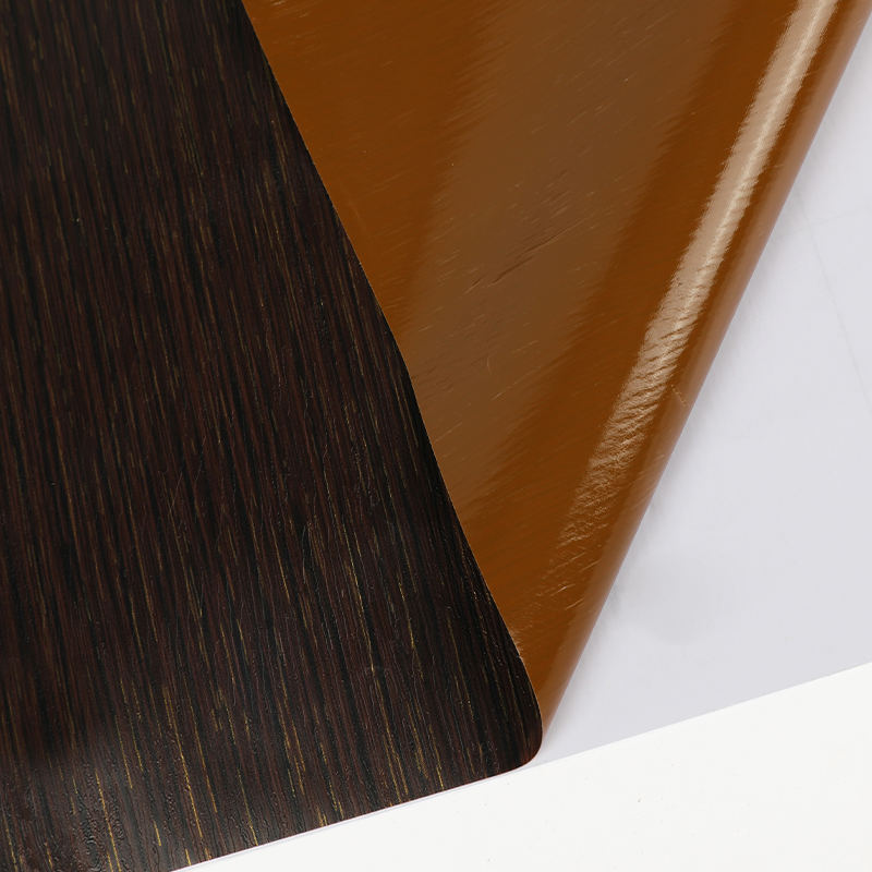 Hochglänzende PVC-Folie mit Holzmaserung